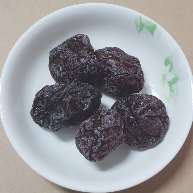 紅化核李.jpg